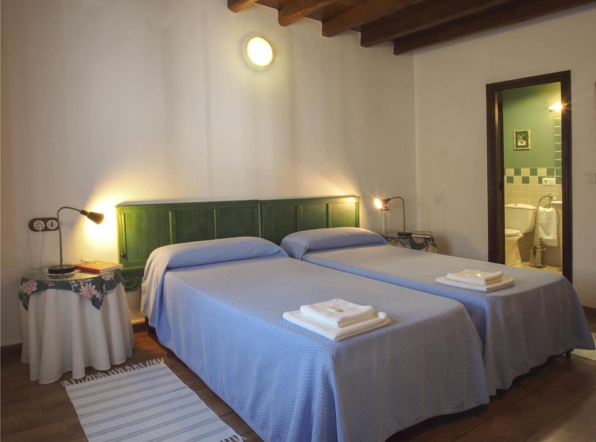 Casa de la Montaña Albergue Turístico Avín Habitación foto