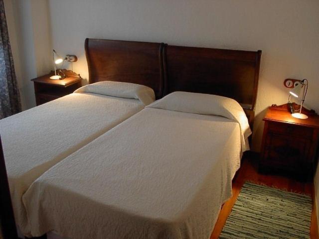Casa de la Montaña Albergue Turístico Avín Habitación foto